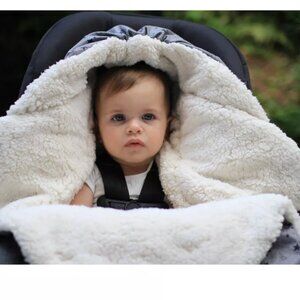 7AM Enfant Small Nido Cloud Blanket Wrap Heather Gray Car Seat Wrap Small